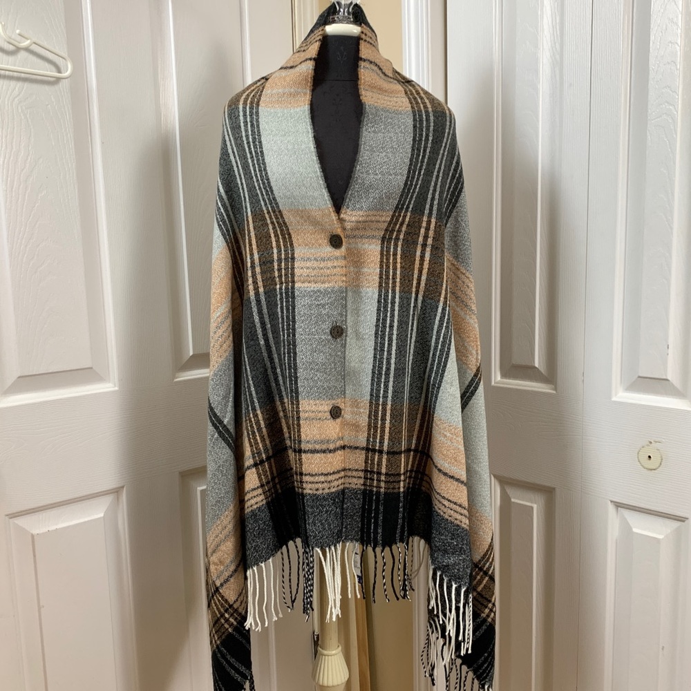 EUC NATURALIZER Button Poncho